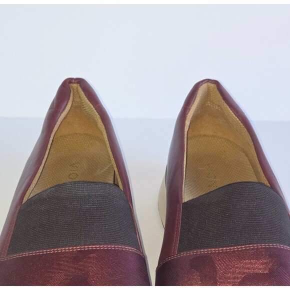 VIONIC Cosmic Cameo Camo Slip On Shoes Maroon Sz 10 42 Wide Dk Red Comfort - Picture 12 of 15
